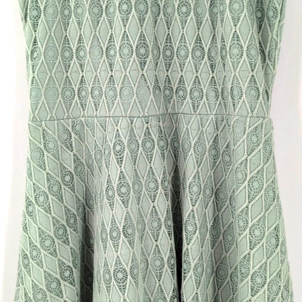 Lily Rose dress size medium great condition !